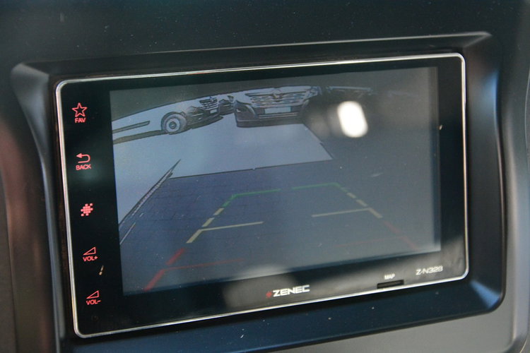 Renault Master średniak L2H2 3 osobowy blaszak pełna opcja regały serwis 130KM zdjęcie 10