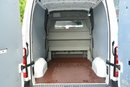 Renault Master średniak L2H2 3 osobowy blaszak pełna opcja regały serwis zdjęcie 5