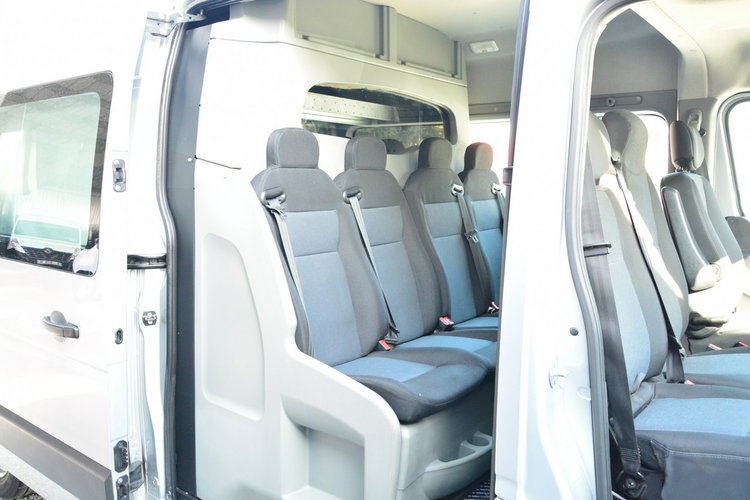 Master Renault Master 7 osobowy brygadówka doka max pełna opcja servis regały zdjęcie 6