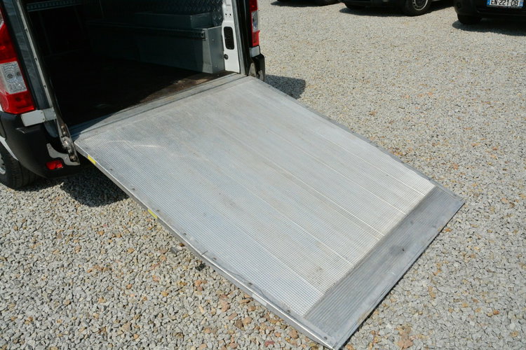 Renault Master średniak 7 osobowy L2H2 brygadówka doka 145KM zdjęcie 10