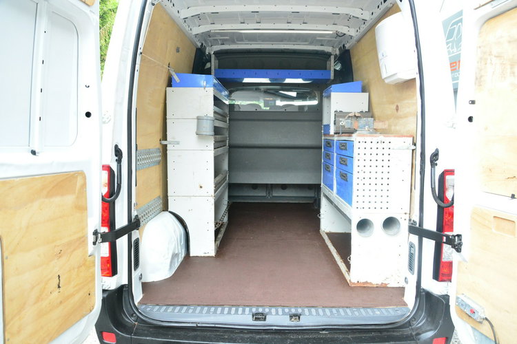 Master Renault Master 7 osobowy brygadówka doka max pełna opcja servis regały zdjęcie 5