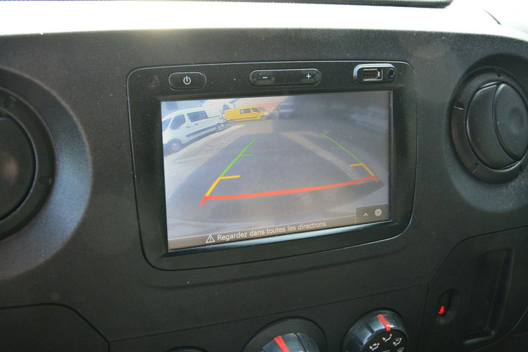 Renault Master max bliźniak L3H2 7 osobowy pełna opcja regały hak 3, 5t zdjęcie 9