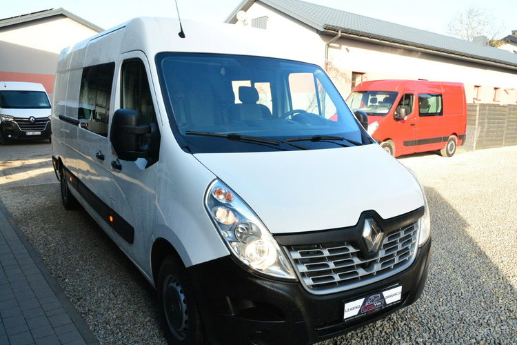 Renault Master L2H2 7 osobowy brygadówka średniak pełna opcja servis regały zdjęcie 2