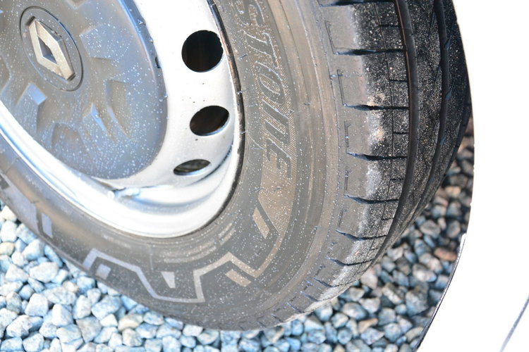 Renault Master L2H2 7 osobowy brygadówka średniak pełna opcja servis regały zdjęcie 9