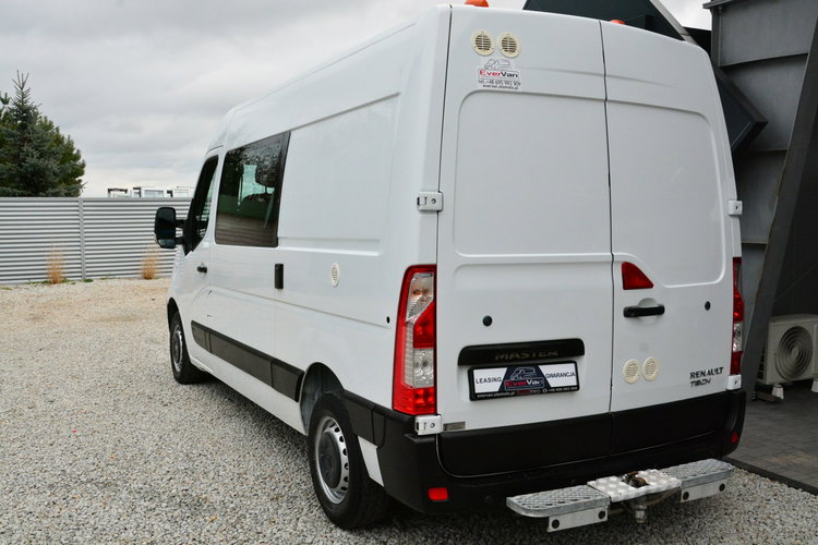 Renault Master średniak 7 osobowy brygadówka doka dystrybutor servis regały zdjęcie 4