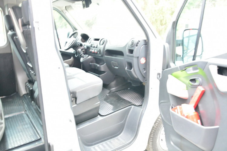 Renault Master max master L3H2 7 osobowy pełna opcja serwis regały zdjęcie 7