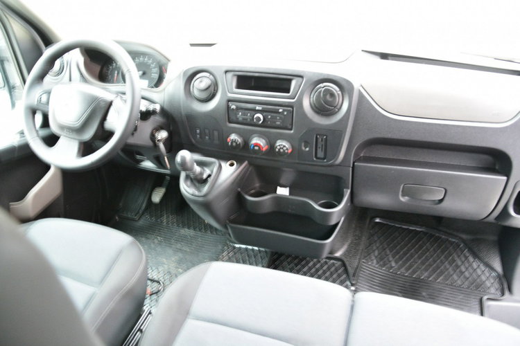 Renault Master max master L3H2 7 osobowy pełna opcja serwis regały zdjęcie 9