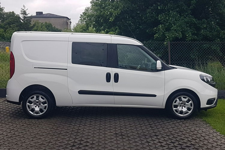 Fiat Doblo MAXI 5 OSÓB DŁUGI KLIMA 6-BIEGÓW KRAJOWY 2 X DRZWI BOCZNE PRZESUWNE zdjęcie 12