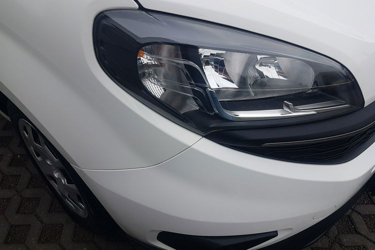 Fiat Doblo MAXI 5 OSÓB DŁUGI KLIMA 6-BIEGÓW KRAJOWY 2 X DRZWI BOCZNE PRZESUWNE zdjęcie 31