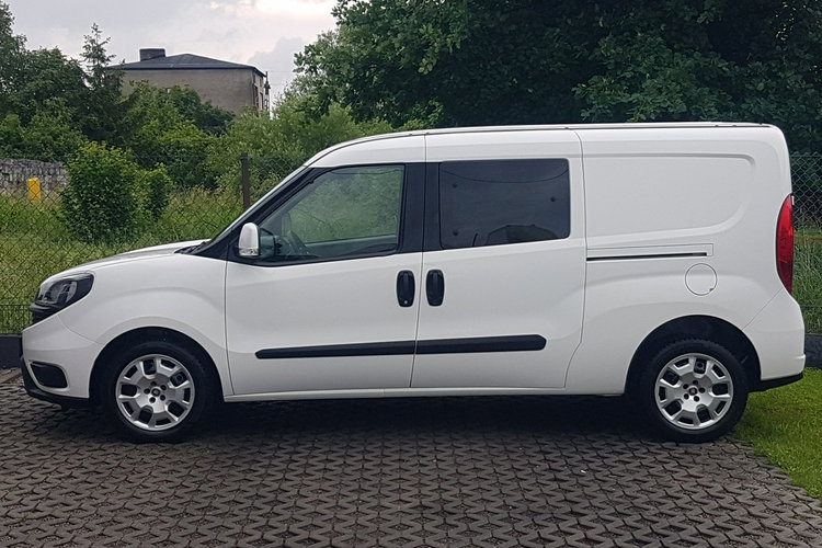 Fiat Doblo MAXI 5 OSÓB DŁUGI KLIMA 6-BIEGÓW KRAJOWY 2X DRZWI BOCZNE PRZESUWNE zdjęcie 11