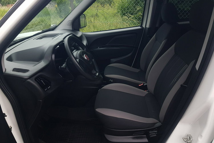 Fiat Doblo MAXI 5 OSÓB DŁUGI KLIMA 6-BIEGÓW KRAJOWY 2X DRZWI BOCZNE PRZESUWNE zdjęcie 20