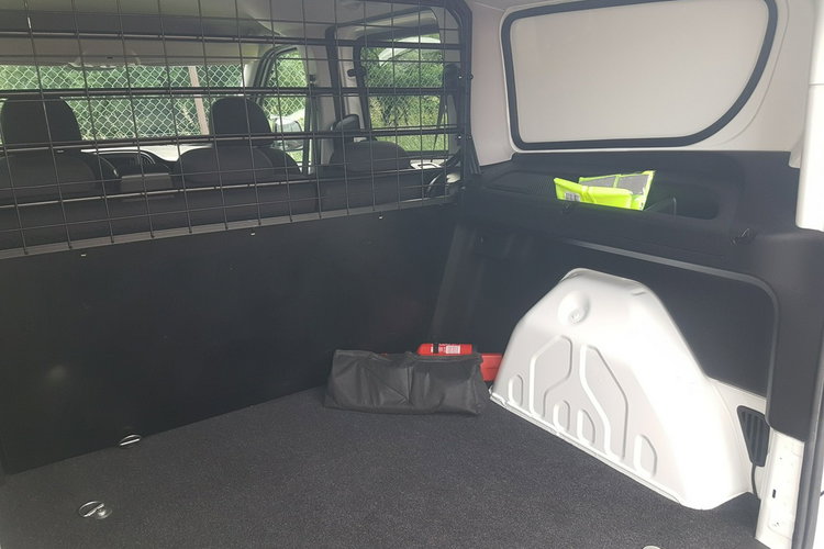 Fiat Doblo MAXI 5 OSÓB DŁUGI KLIMA 6-BIEGÓW KRAJOWY 2X DRZWI BOCZNE PRZESUWNE zdjęcie 24