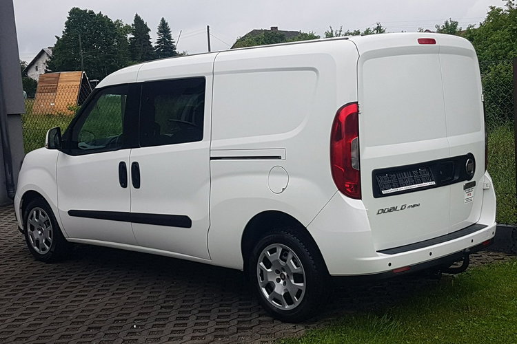 Fiat Doblo MAXI 5 OSÓB DŁUGI KLIMA 6-BIEGÓW KRAJOWY 2X DRZWI BOCZNE PRZESUWNE zdjęcie 3