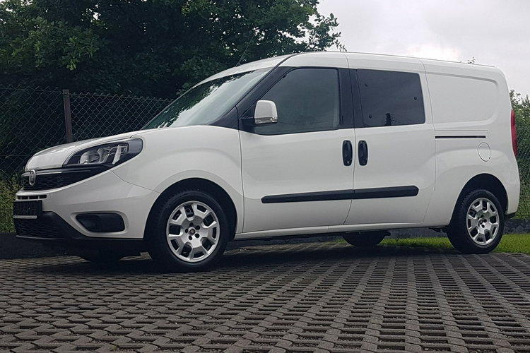 Fiat Doblo MAXI 5 OSÓB DŁUGI KLIMA 6-BIEGÓW KRAJOWY 2X DRZWI BOCZNE PRZESUWNE zdjęcie 33