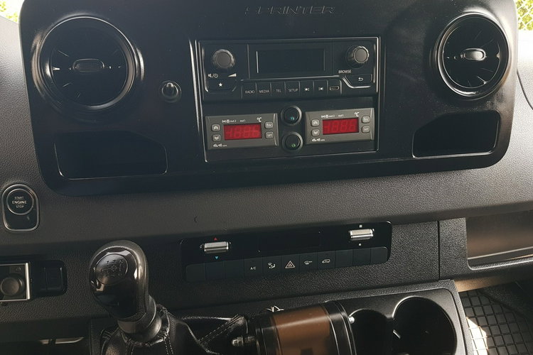 Mercedes Sprinter MAXI CHŁODNIA AGREGAT 2 KOMORY GRZANIE KLIMA IZOTERMA BLASZAK zdjęcie 10