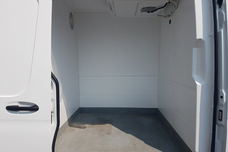 Mercedes Sprinter MAXI CHŁODNIA AGREGAT 2 KOMORY GRZANIE KLIMA IZOTERMA BLASZAK zdjęcie 20