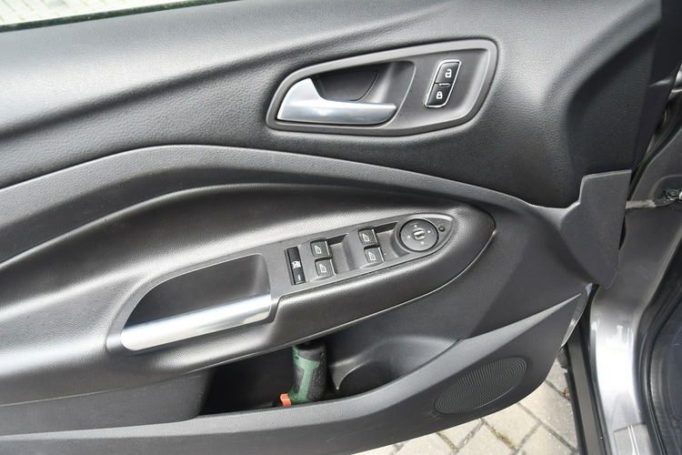Ford Kuga 2.0tdci Skóry.Elektr.Klapa Bagażnika.Navi.Tempomat. zdjęcie 13