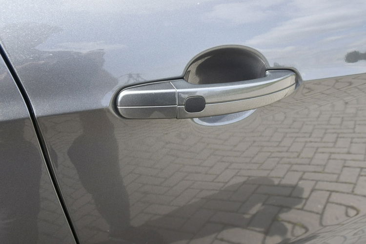 Ford Kuga 2.0tdci Skóry.Elektr.Klapa Bagażnika.Navi.Tempomat. zdjęcie 22