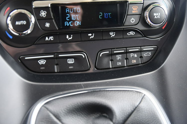 Ford Kuga 2.0tdci Skóry.Elektr.Klapa Bagażnika.Navi.Tempomat. zdjęcie 35