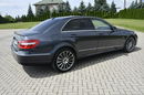Mercedes E 200 2.2cdi Serwis.Klimatr 2 str.DVD.Skóry.Kam.Cof.Asystent Parkowania.Ledy zdjęcie 11