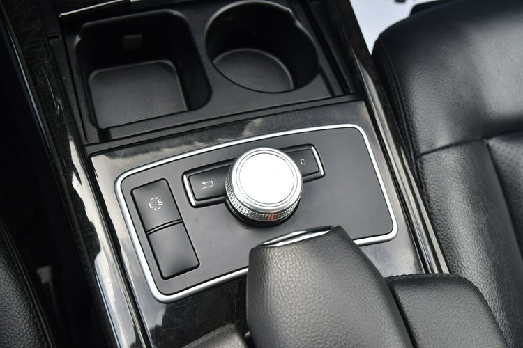Mercedes E 200 2.2cdi Serwis.Klimatr 2 str.DVD.Skóry.Kam.Cof.Asystent Parkowania.Ledy zdjęcie 30