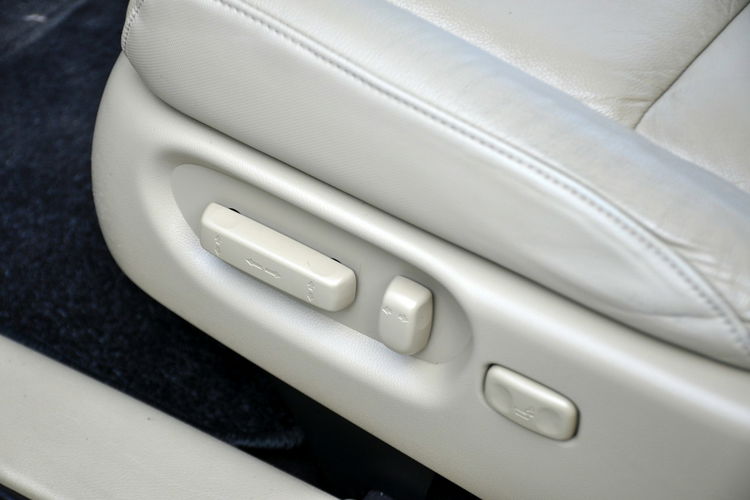 Honda CR-V 2.0i(150KM) Executive Xenon Navi Kamera Skóry Automat I Wł Alu18"ASO zdjęcie 23