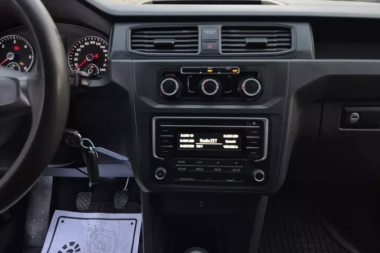 Volkswagen Caddy Maxi zdjęcie 17