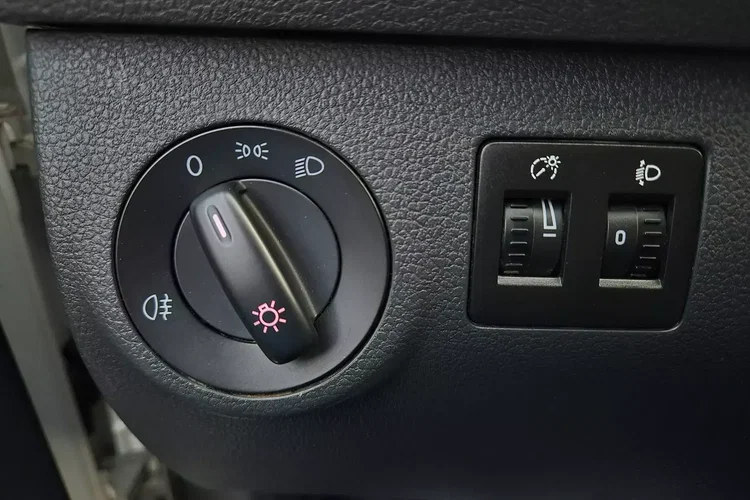 Volkswagen Caddy Maxi zdjęcie 24