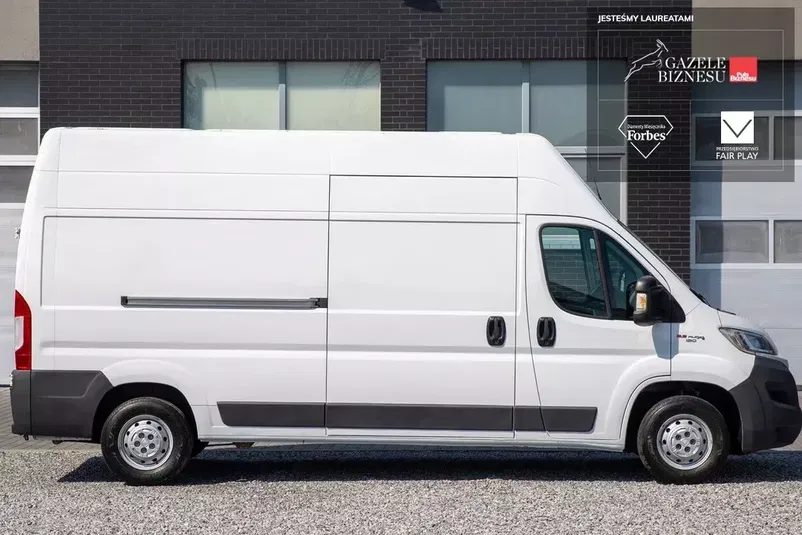 samochód dostawczy Peugeot zdjęcie 1