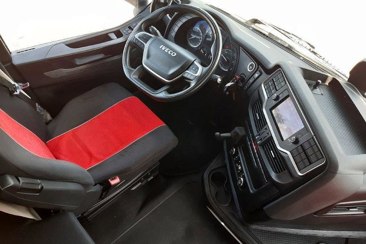 IVECO S-way LNG zdjęcie 6