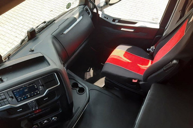 IVECO S-way LNG zdjęcie 7