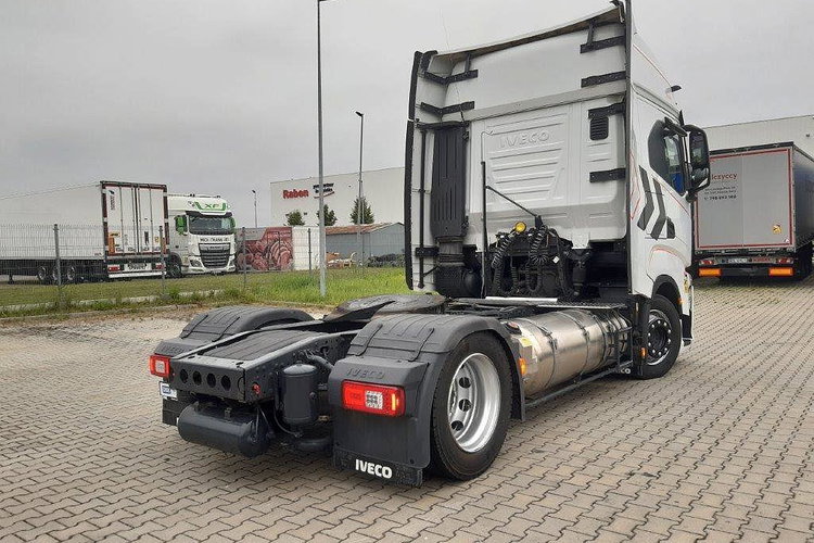 IVECO S-way LNG zdjęcie 3