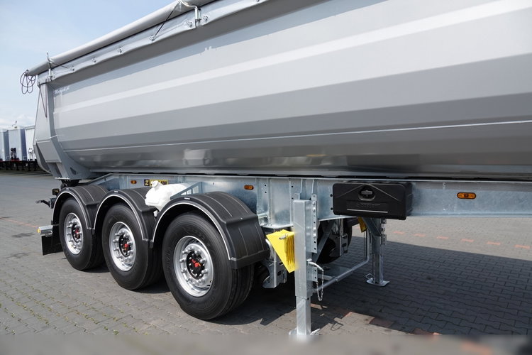 ZASŁAW Zasław WYWROTKA 28 m3 / FABRYCZNIE NOWA / STALOWA / RYNNA WANNA HP / OŚ PODNOSZONA / SAF / 2025 ROK zdjęcie 9