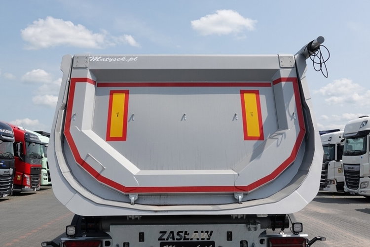 ZASŁAW Zasław WYWROTKA 28 m3 / FABRYCZNIE NOWA / STALOWA / RYNNA WANNA HP / OŚ PODNOSZONA / SAF / 2025 ROK zdjęcie 12