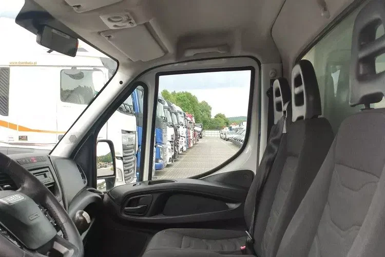 Iveco Daily 35C15 zdjęcie 26