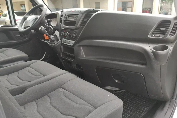 Iveco Daily 35C15 zdjęcie 28