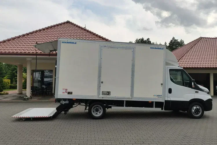 Iveco Daily 35C15 zdjęcie 8