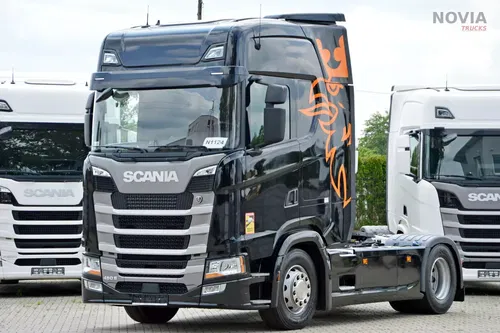 Scania S450 BEZ EGR | LED | KLIMA POSTOJOWA | WIRTUALNY KOKPIT | BAKI 1400 L | 2 ŁÓŻKA