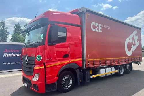 Mercedes 2545 lnr BIGSPACE