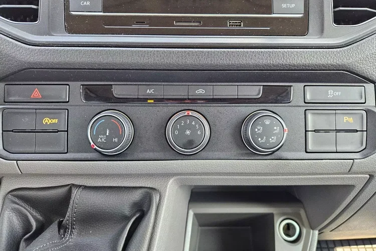 Volkswagen Crafter L3H2 99999zł NETTO Brygadówka 6 osób 2.0TDi/140KM zdjęcie 29