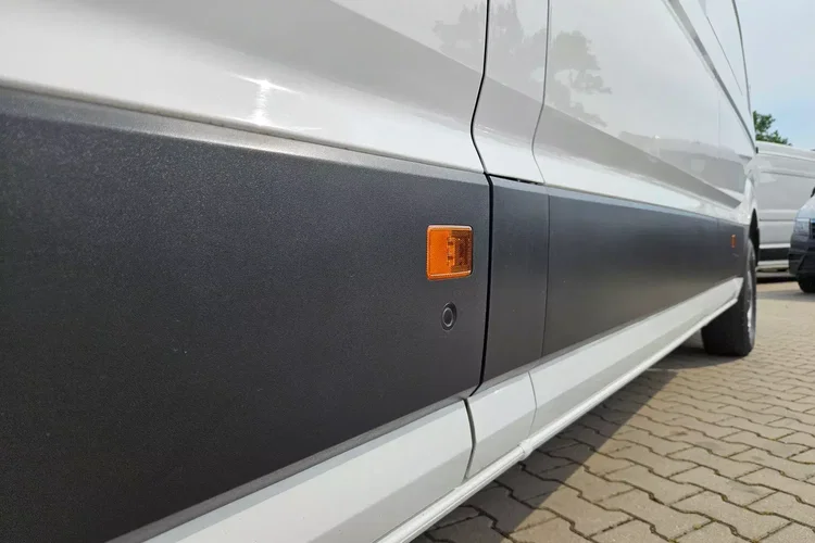 Volkswagen Crafter L3H2 89900zł NETTO Brygadówka 6 osób 2.0TDi/140KM zdjęcie 15