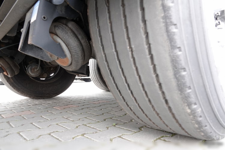 Schmitz -CARGOBULL / FIRANKA / STANDARD / MULDA DO STALI - 9 M / DACH PODNOSZONY / COILMULDA / 2021 ROK / OŚ PODNOSZONA zdjęcie 22