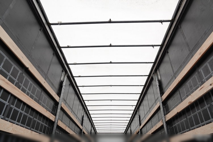 Schmitz -CARGOBULL  / STANDARD / KOSZ NA PALETY / PLANDEKA ZBROJONA / SPROWADZONA  zdjęcie 18