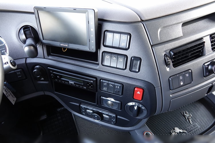 DAF XF 480 / LOW DECK / MEGA / 2021 / SSC / PO ZŁOTYM KONTRAKCIE SERWISOWYM / zdjęcie 31