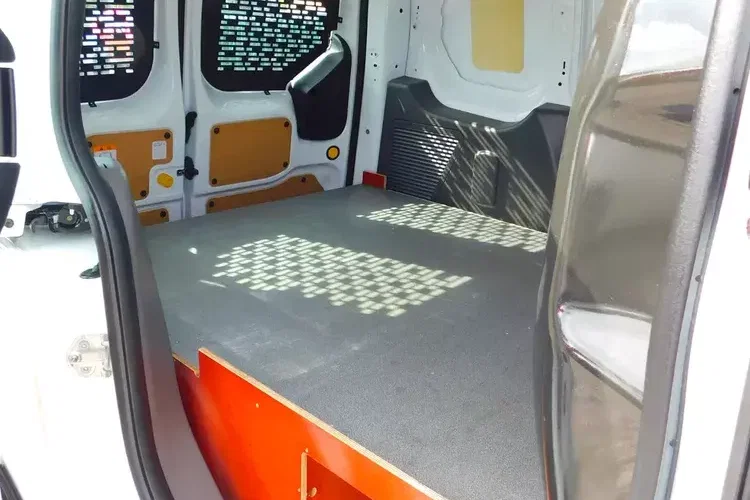 Ford Connect zdjęcie 5