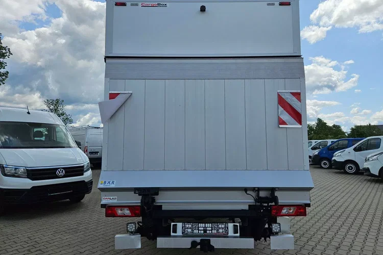 Ford transit Kontener 8 ePAL 79999zł NETTO 2.0 TdCi/131KM zdjęcie 11