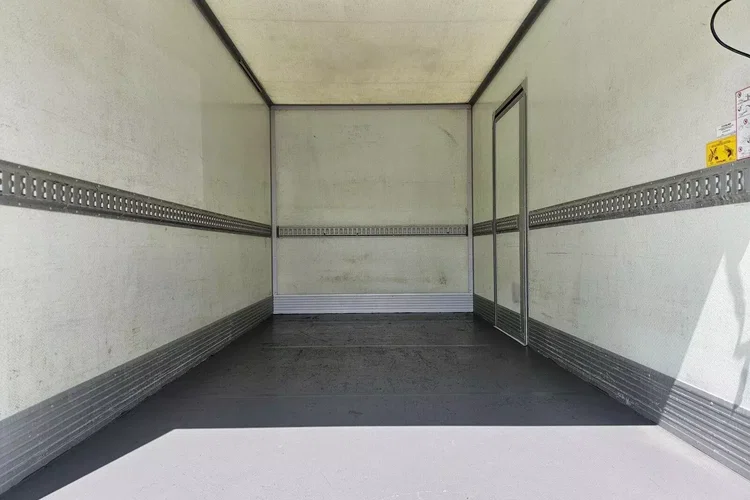 Ford transit Kontener 8 ePAL 79999zł NETTO 2.0 TdCi/131KM zdjęcie 16