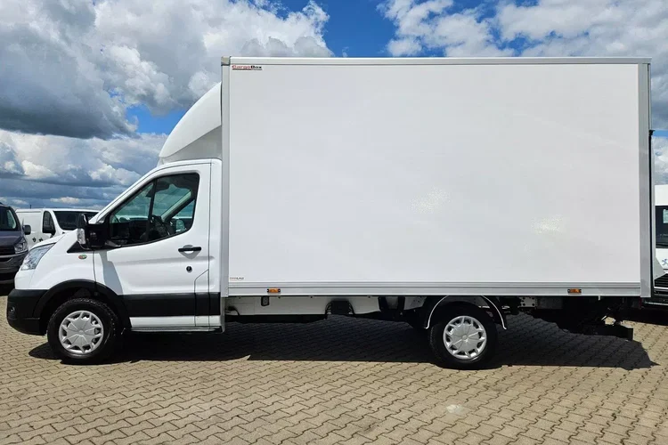 Ford transit Kontener 8 ePAL 79999zł NETTO 2.0 TdCi/131KM zdjęcie 8