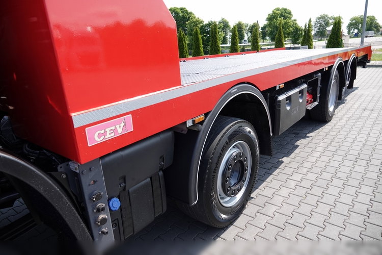 DAF CF 460 / 8x2/  LAWETA / PLATFORMA / NAJAZDY HYDRAULICZNE / WYCIĄGARKA / oś skrętna i podnoszona / EURO 6 zdjęcie 21