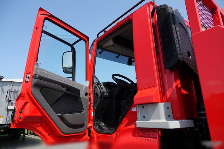 DAF CF 460 / 8x2/  LAWETA / PLATFORMA / NAJAZDY HYDRAULICZNE / WYCIĄGARKA / oś skrętna i podnoszona / EURO 6 zdjęcie 37